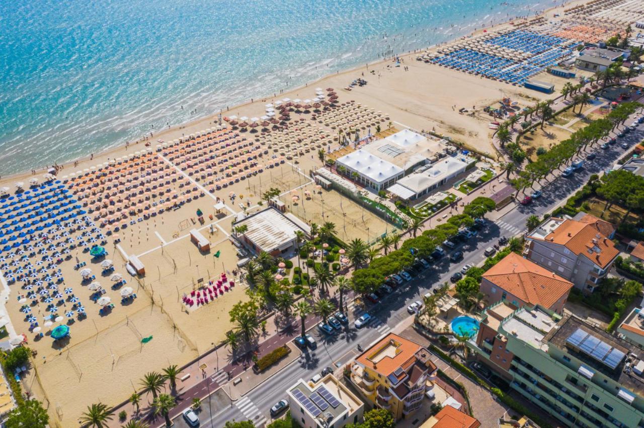 Residence Playa Tortoreto Εξωτερικό φωτογραφία