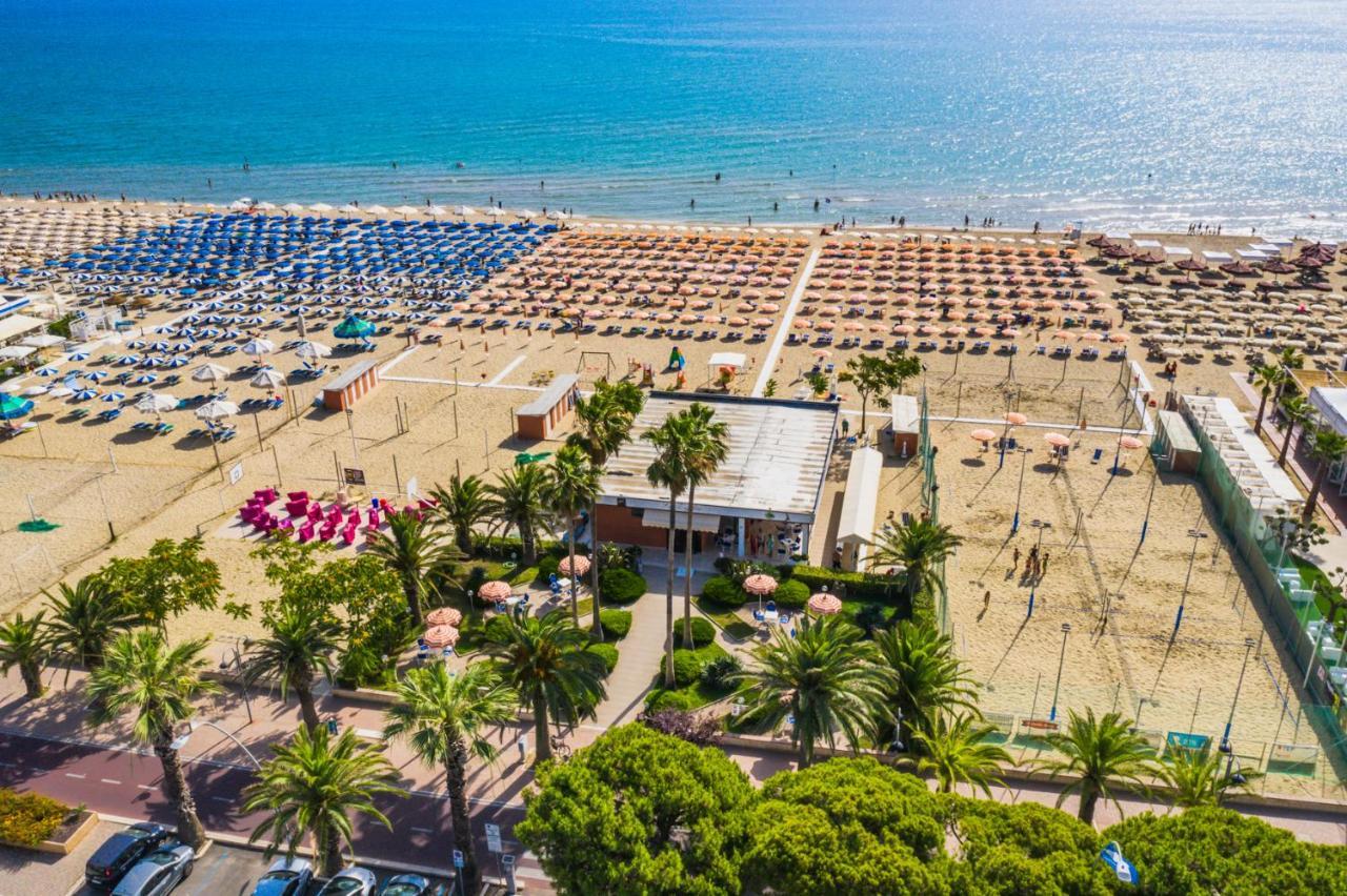 Residence Playa Tortoreto Εξωτερικό φωτογραφία