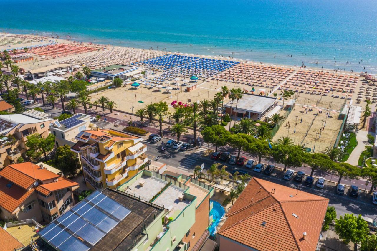 Residence Playa Tortoreto Εξωτερικό φωτογραφία