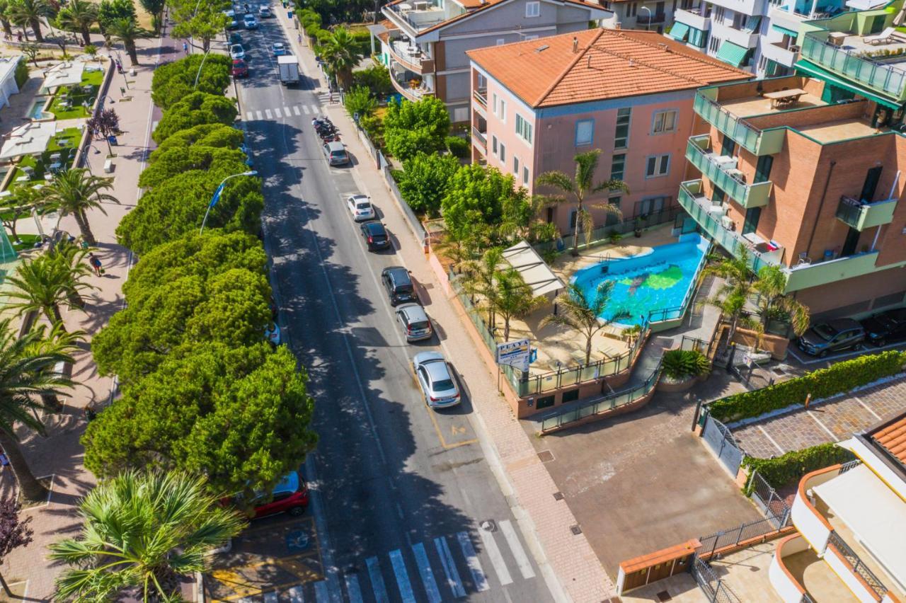 Residence Playa Tortoreto Εξωτερικό φωτογραφία