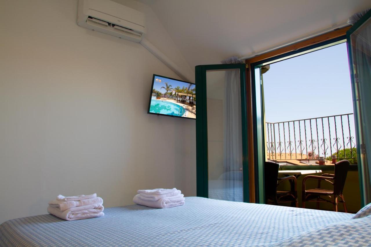 Residence Playa Tortoreto Εξωτερικό φωτογραφία