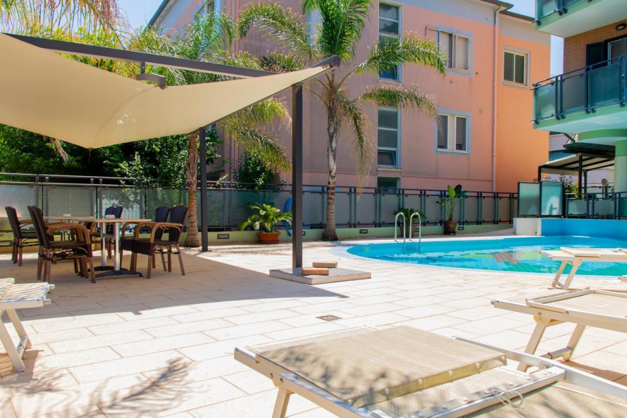 Residence Playa Tortoreto Εξωτερικό φωτογραφία
