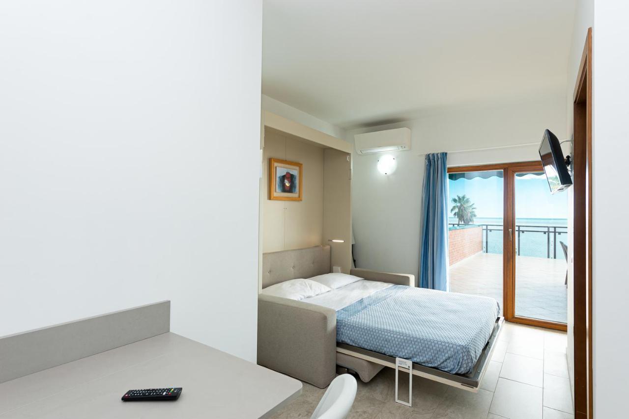Residence Playa Tortoreto Εξωτερικό φωτογραφία